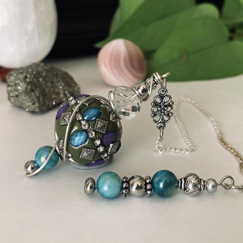 Crystal & Resin Dowsing Pendulum for Energy Healing