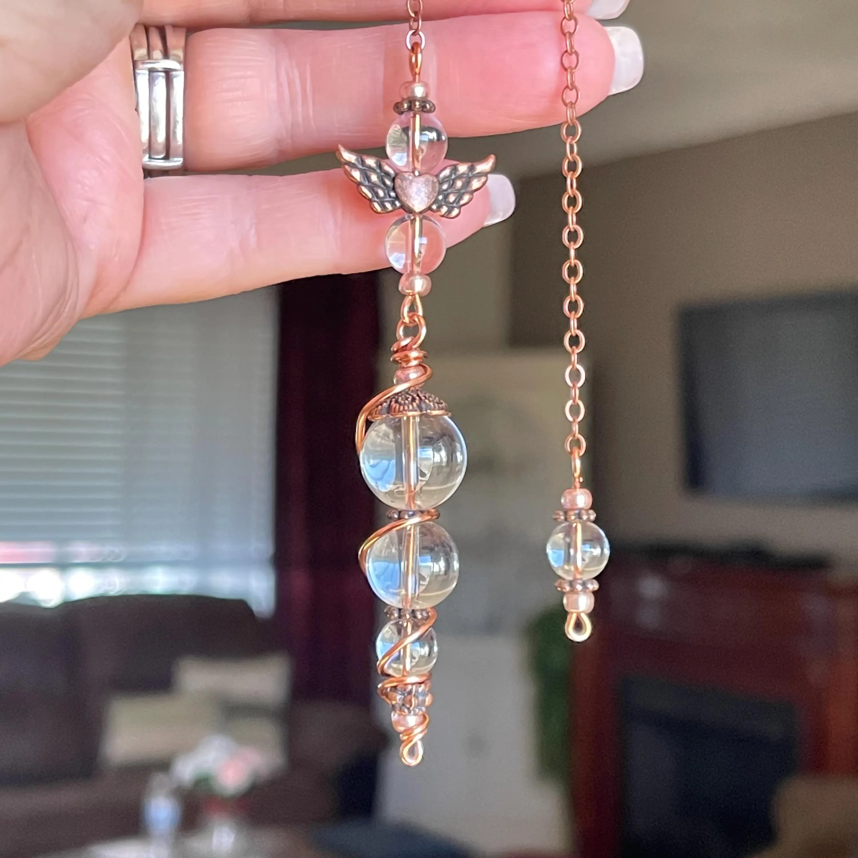 The Healing Power of the Dowsing Pendulum: A Pathway to Energetic Clarity and Inner Alignment